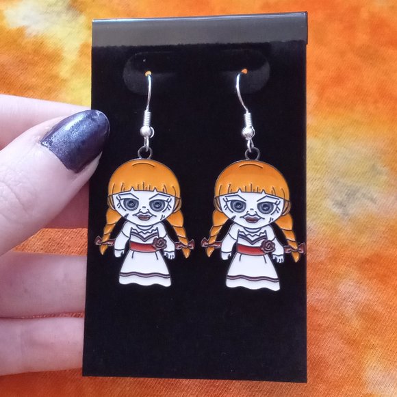 Handmade ANNABELLE DOLL Horror Earrings - Picture 2 of 6